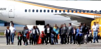 CANCELACIÓN DE VUELOS Y TRATOS DEGRADANTES MOTIVAN LA SUSPENSIÓN TEMPORAL DE LLEGADA DE RETORNADOS: MIGRACIÓN COLOMBIA