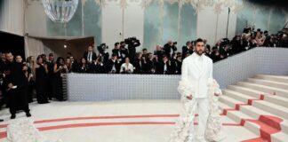 BAD BUNNY EN LA MET GALA