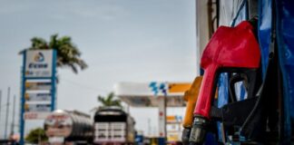 LA GASOLINA ESTARÍA LLEGANDO A 16.000 PESOS EN OCHO MESES