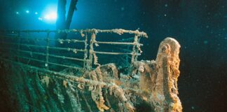 UN SUMERGIBLE CON EL QUE SE HACEN INMERSIONES HASTA LOS RESTOS DEL TITANIC DESAPARECIÓ CON 5 PERSONAS A BORDO