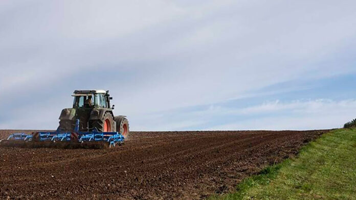 230531-Por-12-meses-mas-74-insumos-para-el-agro-colombiano-1280