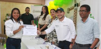 MADRES Y MUJERES DE ‘VUELVE Y JUEGA’ CAPACITADAS EN TÉCNICAS DE BELLEZA PARA EMPRENDER