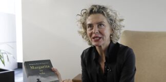 MARGARITA ROSA DE FRANCISCO ARREMETIÓ CONTRA EL PERIODISMO COLOMBIANO Y LOS MEDIOS DE COMUNICACIÓN