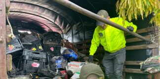 MEDIANTE DILIGENCIAS DE ALLANAMIENTO TRES PERSONAS FUERON CAPTURADAS Y SE DESMANTELÓ UN DESGUAZADERO DE MOTOCICLETAS