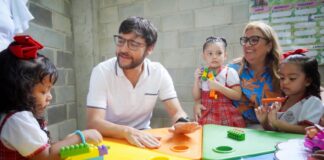 EL PRIMER COLEGIO PÚBLICO BILINGÜE DE COLOMBIA ESTRENA AULAS: ALCALDE PUMAREJO ENTREGA MÁS OBRAS DE INFRAESTRUCTURA