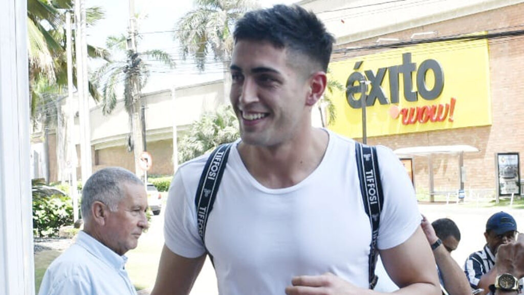 El portero uruguayo santiago mele ya se encuentra en Barranquilla
