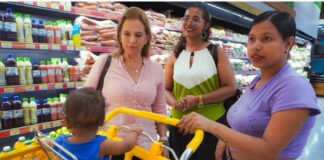 GOBERNACIÓN DE SUCRE Y FUNDACIÓN ÉXITO INICIARON LAS ENTREGAS DE BONOS A MADRES GESTANTES Y LACTANTES