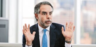 ARMANDO BENEDETTI FUE CITADO POR SEGUNDA VEZ A DECLARAR ANTE LA FISCALÍA