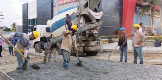 PAVIMENTAN BOCACALLE EN LA CARRERA 9 EN SINCELEJO