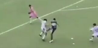 VIOLENTA RIÑA ENTRE AFICIONADOS Y JUGADORES EN EL ESTADIO MODERNO
