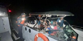 DIMAR Y ARMADA DE COLOMBIA SALVAGUARDAN LA VIDA DE 7 PERSONAS CUANDO PRESENTABAN EMERGENCIA EN BOCAS DE CENIZA