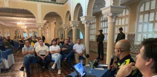 POLICÍA METROPOLITANA SE REUNIÓ CON LÍDERES Y COMERCIANTES DEL NORTE DE BARRANQUILLA
