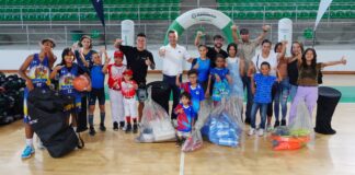 CLUBES DE BARRANQUILLA RECIBIERON IMPLEMENTOS DEPORTIVOS
