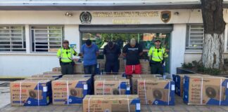 TRES SUJETOS FUERON CAPTURADOS Y UN CAMIÓN CON MERCANCÍA AVALUADA EN 370 MILLONES DE PESOS FUE RECUPERADO