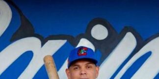 EL CARTAGENERO GIOVANNI URSHELA TENDRÁ SU DEBUT CON CAIMANES ESTE MARTES ANTE LEONES