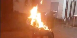 TREMENDO PARRANDÓN EN LA CÁRCEL MODELO DE CÚCUTA CON MUÑECO DE AÑO VIEJO INCLUÍDO