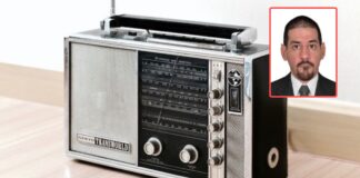 LA RADIO MI FIEL COMPAÑERA