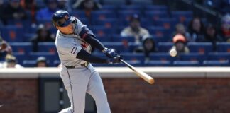 GIOVANNY URSHELA FUE FIGURA CON LOS TIGRES DE DETROIT, IMPULSANDO LA CARRERA DEL TRIUNFO
