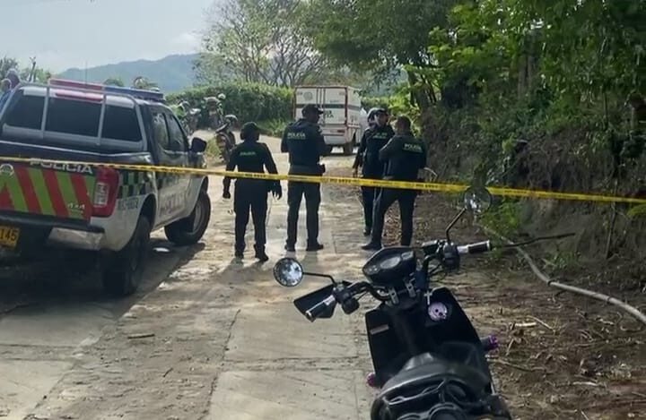 Un hombre muerto fue hallado envuelto en plástico y sin manos, en jurisdicción de santa marta