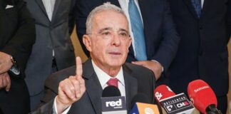 DURO LLAMADO DEL EXPRESIDENTE ÁLVARO URIBE A LAS FUERZAS MILITARES