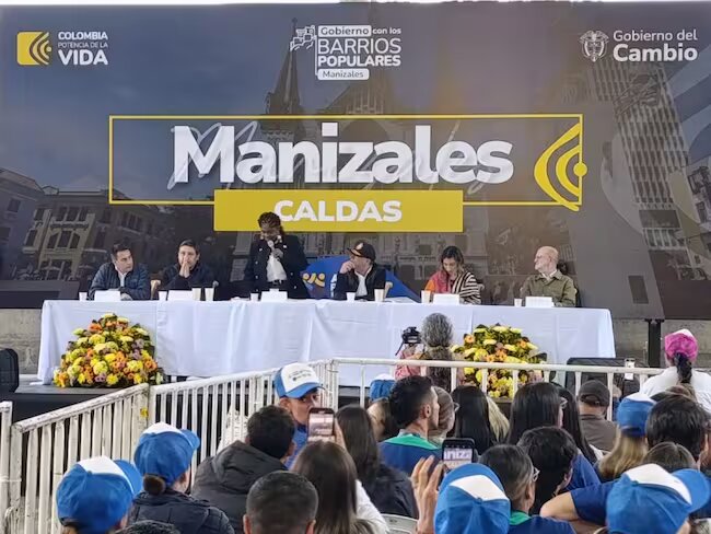 Francia márquez se pronunció después de que la corte constitucional tumbara el ministerio de la igualdad