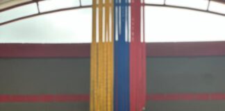 YARLEDYS PÉREZ, UNA MADRE VALIENTE QUE COMANDA A SUS HIJOS DESDE LA ESTACIÓN DE BOMBEROS EN GALAPA
