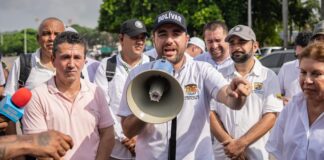 GOBERNADOR ARANA PROPONE ALTERNATIVAS PARA EVITAR COBRO DEL PEAJE: “NO PODEMOS SEGUIR SIENDO LOS HIJOS DE MENOS MADRE”