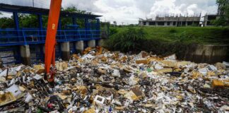 DISTRITO ESTÁ RETIRANDO DESECHOS EN ARROYO LEÓN Y ATENDIENDO LAS EMERGENCIAS POR LLUVIAS