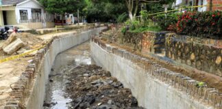 EN TUBARÁ AVANZAN OBRAS DE SEGURIDAD VIAL EN 50%
