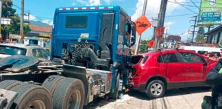 UN HOMBRE HURTÓ UN TRACTOCAMIÓN Y PROVOCÓ UN FATAL ACCIDENTE EN MEDELLÍN