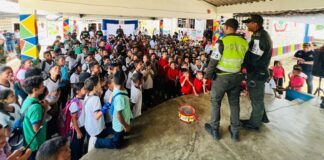 LA POLICÍA METROPOLITANA DE VALLEDUPAR FOMENTA ENTORNOS SEGUROS EN ESCUELA RURAL MIXTA DE ATÁNQUEZ