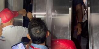 SIETE PERSONAS QUEDARON ATRAPADAS EN UN ASCENSOR DE LA GOBERNACIÓN