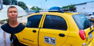 «CUANDO QUISE DARME CUENTA YA TENÍA EL ARROYO ENCIMA»: PROPIETARIO DEL TAXI ARRASTRADO POR UN ARROYO