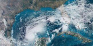 EN FLORIDA YA SE PREPARAN PARA LA LLEGADA DEL HURACÁN MILTON