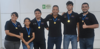 ESTUDIANTES DE INGENIERÍAS GANARON PRIMERA COMPETENCIA DE ROBÓTICA ROBOTRAVE