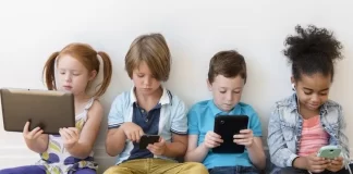 CONGRESO Y MINTIC PROPONEN REGULAR EL USO DE LAS REDES SOCIALES A MENORES DE EDAD