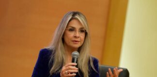 VICKY DÁVILA SE DESPIDIÓ DE LA REVISTA SEMANA E HIZO OFICIAL SU CANDIDATURA PRESIDENCIAL