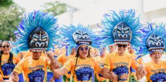 EN LA BATALLA DE FLORES, ESCOBITAS DE TRIPLE A HARÁN HOMENAJE A LA FUERZA Y DEDICACIÓN DETRÁS DEL CARNAVAL DE BARRANQUILLA