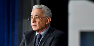 Corte Suprema de Justicia ordenó la suspensión del juicio en contra de Álvaro Uribe Vélez