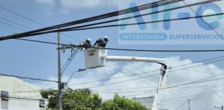 TRABAJOS ELÉCTRICOS EN SECTOR DE ANDALUCÍA EN EL NORTE DE BARRANQUILLA