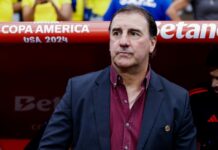 «Cometimos un error temprano, pero merecíamos más»; Néstor Lorenzo