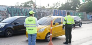 A PARTIR DE MAÑANA MARTES 4 DE MARZO SE REINICIA EL PICO Y PLACA PARA VEHÍCULOS PARTICULARES EN LA VÍA 40