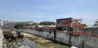 Distrito limpia más de 4 kilómetros del arroyo Don Juan, previo a la época invernal
