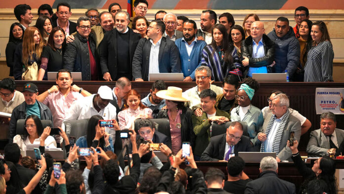 250628-Plenaria-de-la-Camara-subsano-vicio-de-procedimiento-y-aprobo-2-1280