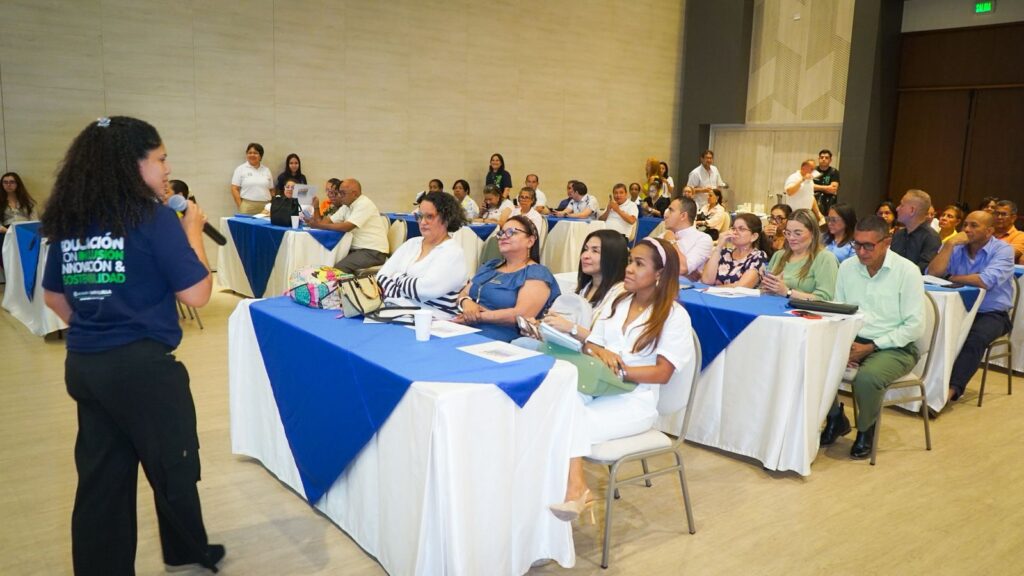 Estudiantes de primer y segundo grado cuentan con mayor fluidez lectora, según diagnóstico aplicado por el Distrito, CEPE y Banco Mundial