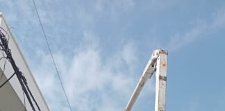 Mantenimientos eléctricos en el barrio La Campiña en el norte de Barranquilla