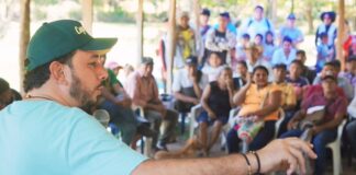 Assad Raish Gámez rompe barreras y llega, junto a su equipo de gobierno, a la vereda La Paila