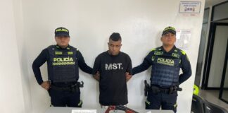 Un sujeto fue capturado en Soledad por porte ilegal de armas de fuego y extorsión