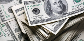 El dólar cae $10 y se ubica en $4.042, su nivel más bajo del año