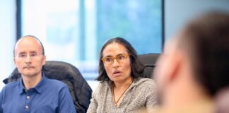 Ministro de Minas y Energía propone al sindicalismo del sector energético postular una mujer para comisionada de la CREG